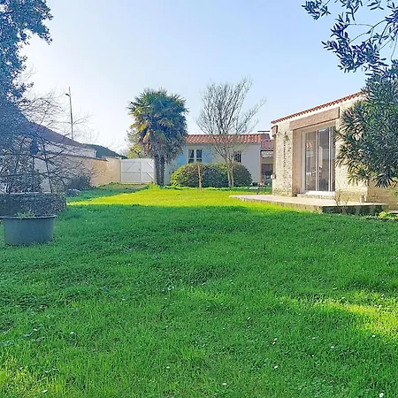 3 By Interhome * Le Château-dʼOléron